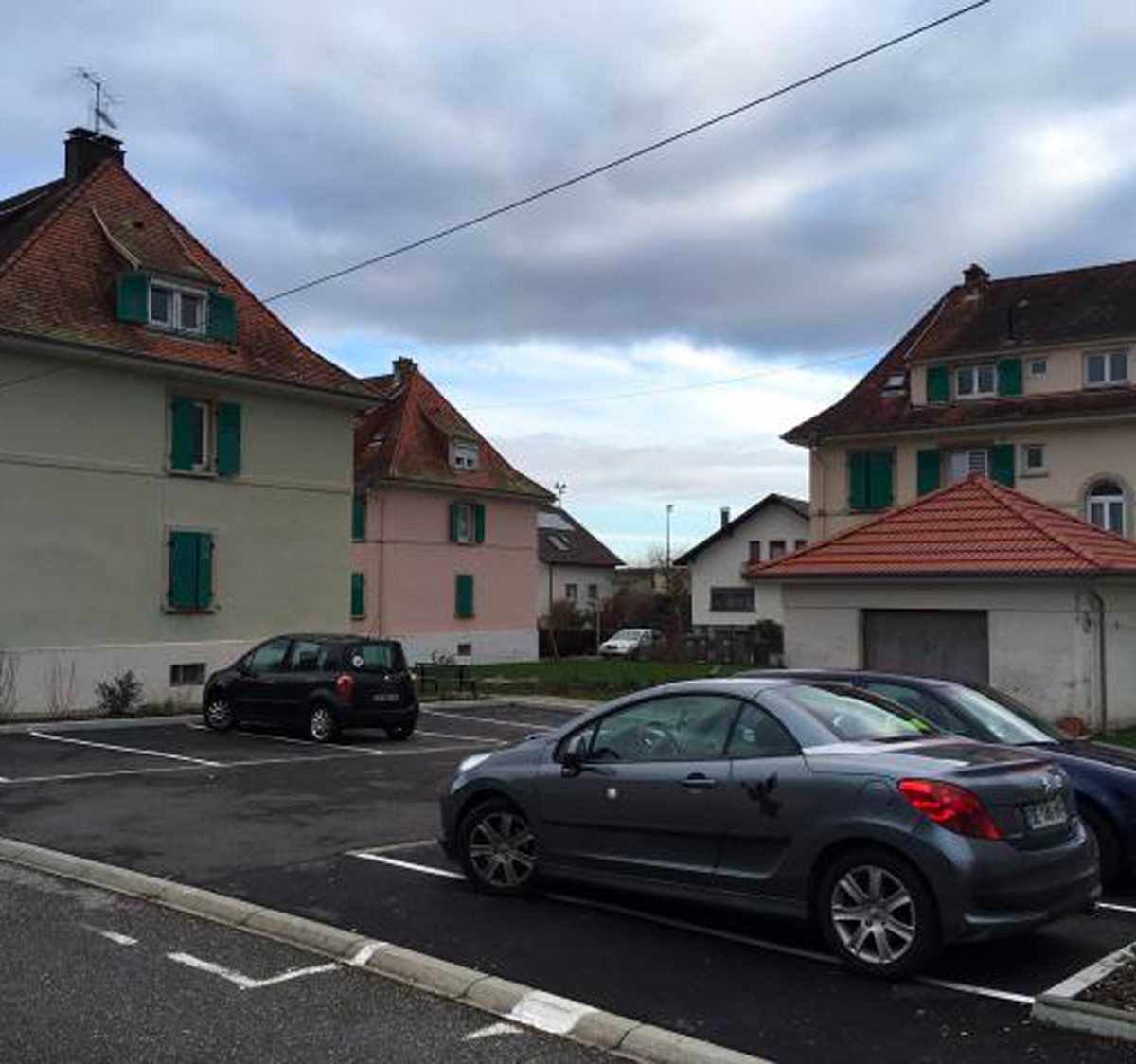 Démolition des cabanons, création de parkings et la réfection de la voirie et des espaces verts &#8211; Thann Pfastatt