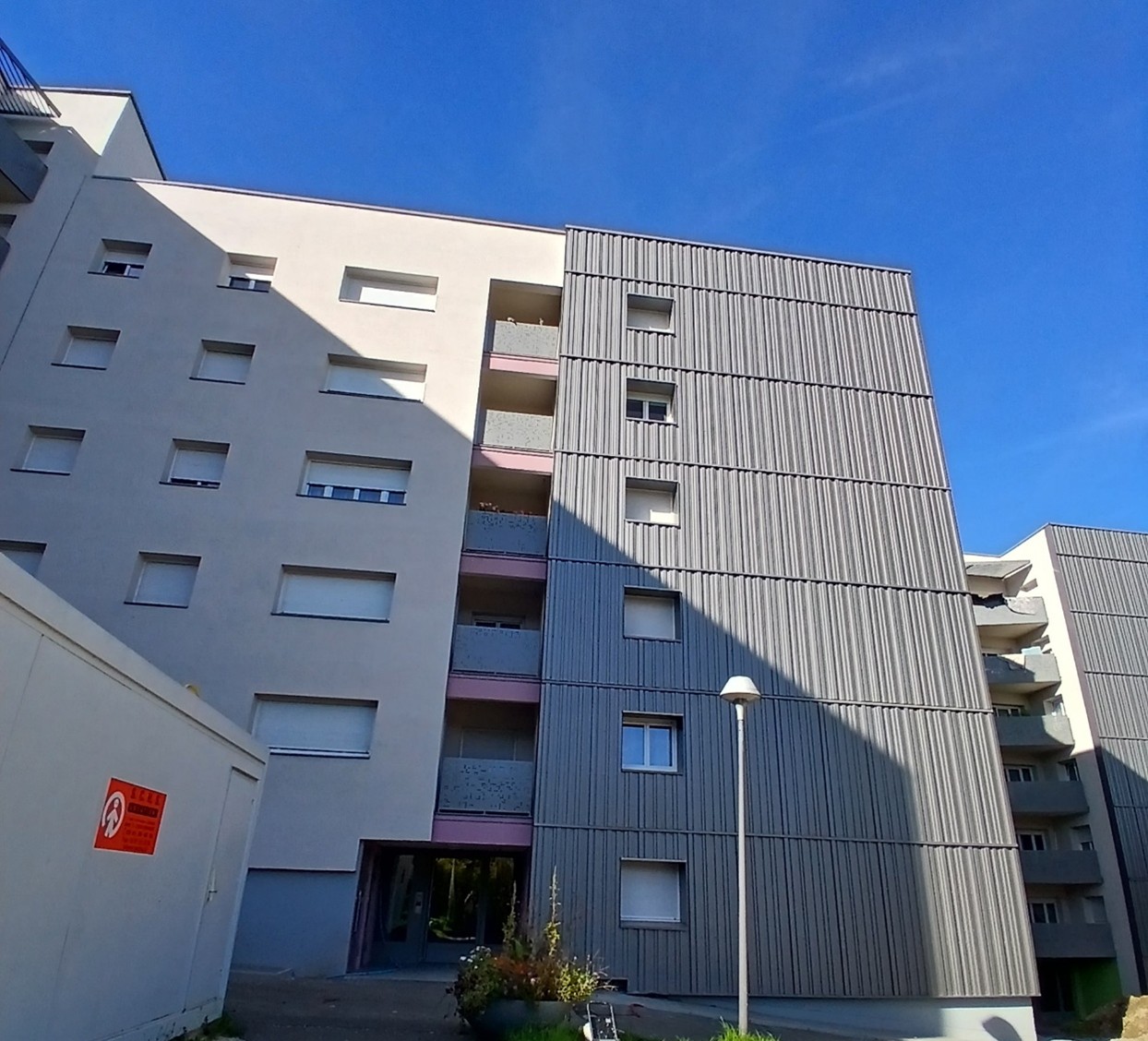 IMAGE18 | CIBATHERM REHABILITATION DE 141 LOGEMENTS DANS 4 BÂTIMENTS A MONTBELIARD Sélestat 2
